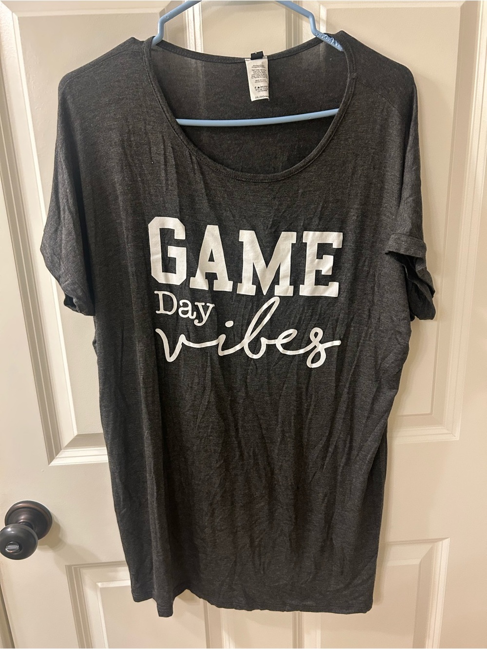 NWT GAME Day Vibes Charcoal Graphic Tee—Size 3XL